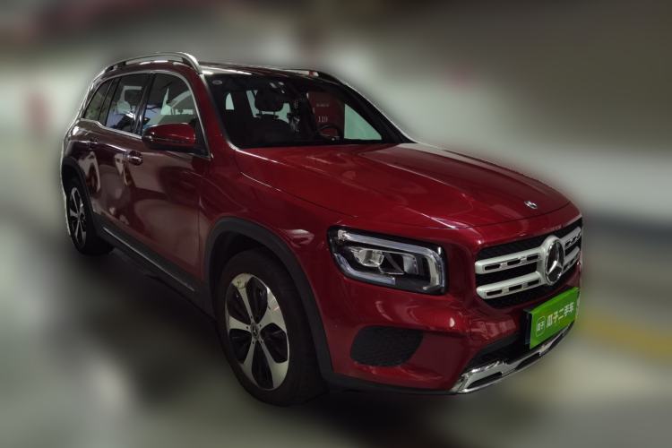 Used Mercedes-Benz GLB 2023 GLB 220 Fashion Model Front Right 45 Deg