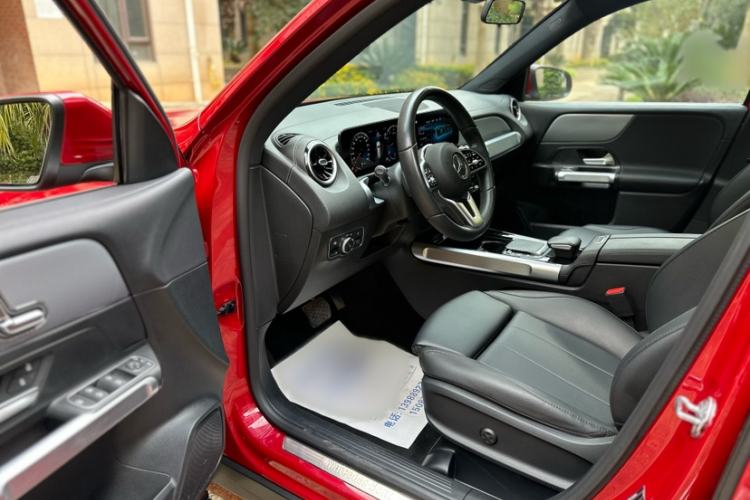Used Mercedes-Benz GLB 2023 Refresh GLB 200 Fashion Edition Interior 13