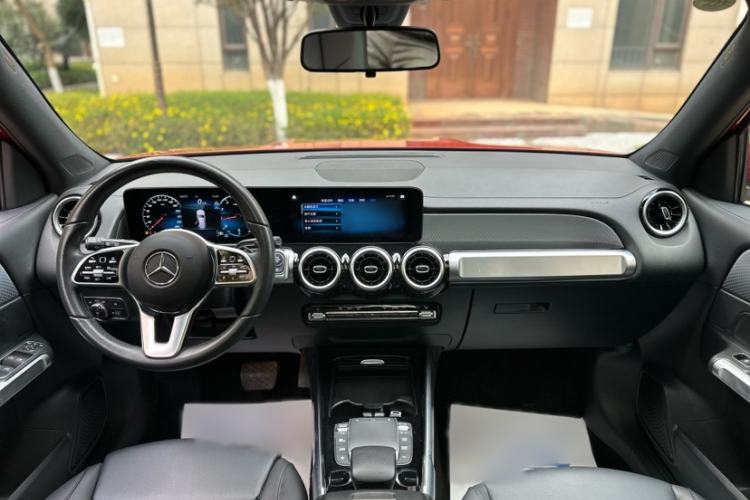 Used Mercedes-Benz GLB 2023 Refresh GLB 200 Fashion Edition Interior 4