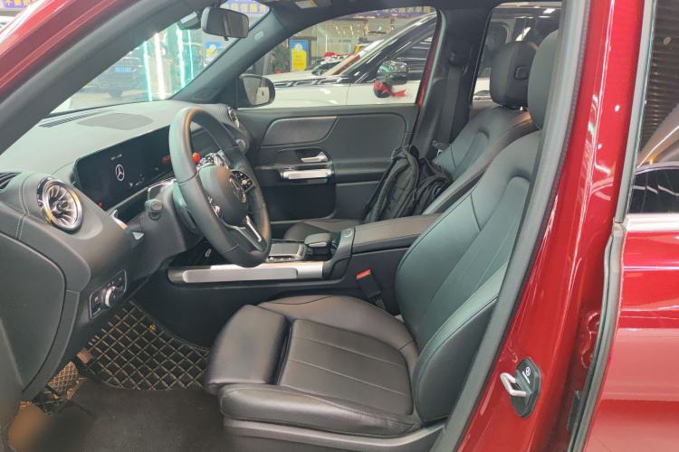 Used Mercedes-Benz GLB 2023 GLB 220 Sport Edition Left Front Seat
