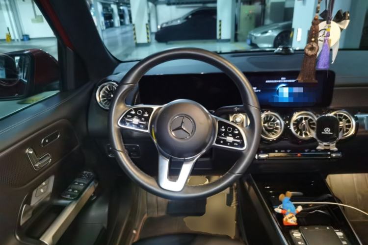 Used Mercedes-Benz GLB 2023 GLB 220 Fashion Model Steering Wheel