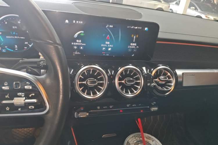 Used Mercedes-Benz GLB 2023 GLB 220 Sport Edition Audio And AC Panel