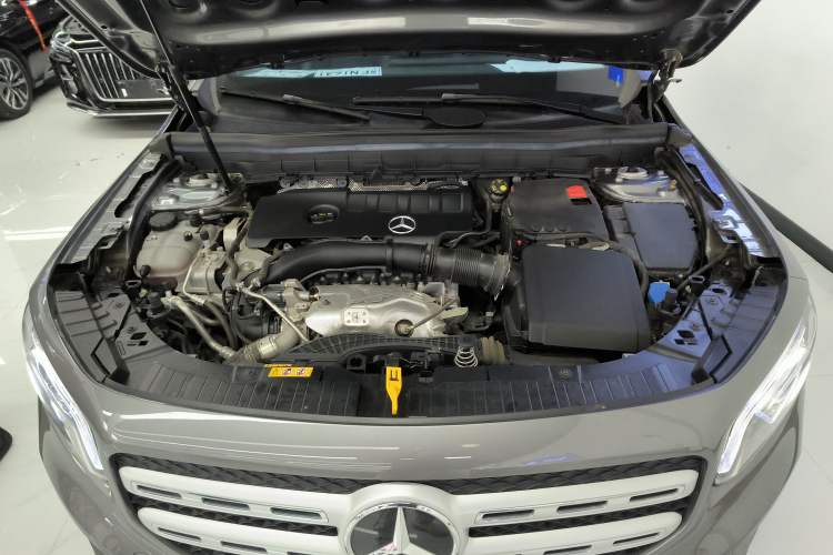 Used Mercedes-Benz GLB 2023 GLB 220 Sport Edition Engine Bay