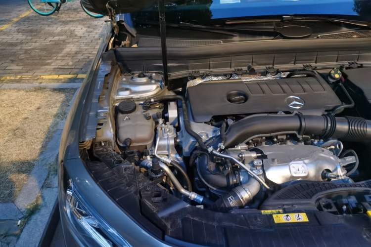 Used Mercedes-Benz GLB 2023 GLB 220 Sport Edition Engine Bay Right
