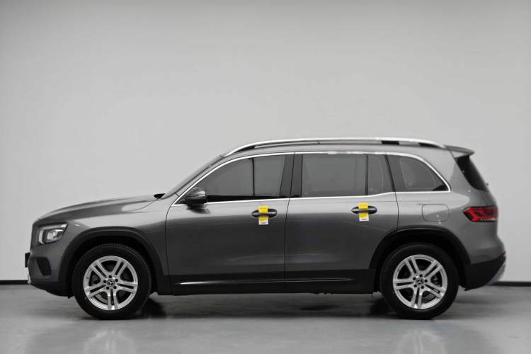 Used Mercedes-Benz GLB 2023 GLB 200 Dynamic Edition Exterior 4