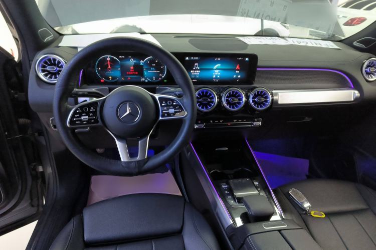 Used Mercedes-Benz GLB 2023 GLB 220 Sport Edition Interior 2