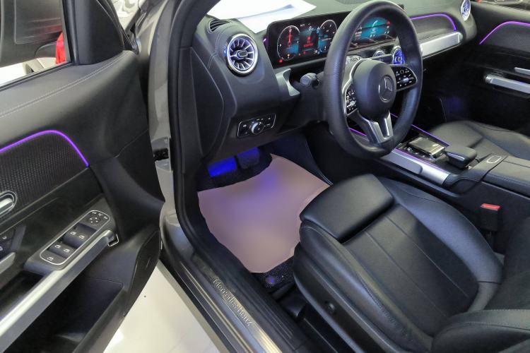 Used Mercedes-Benz GLB 2023 GLB 220 Sport Edition Interior 3