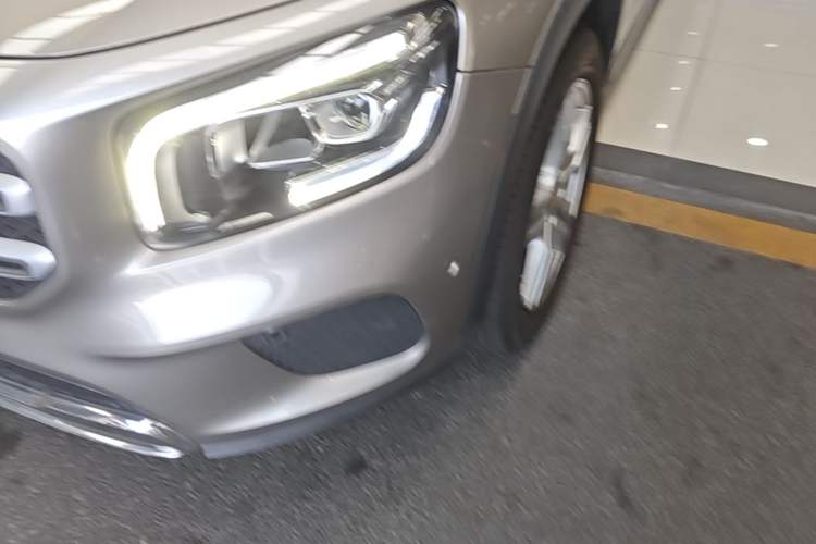 Used Mercedes-Benz GLB 2023 GLB 220 Sport Edition Left Front Headlight