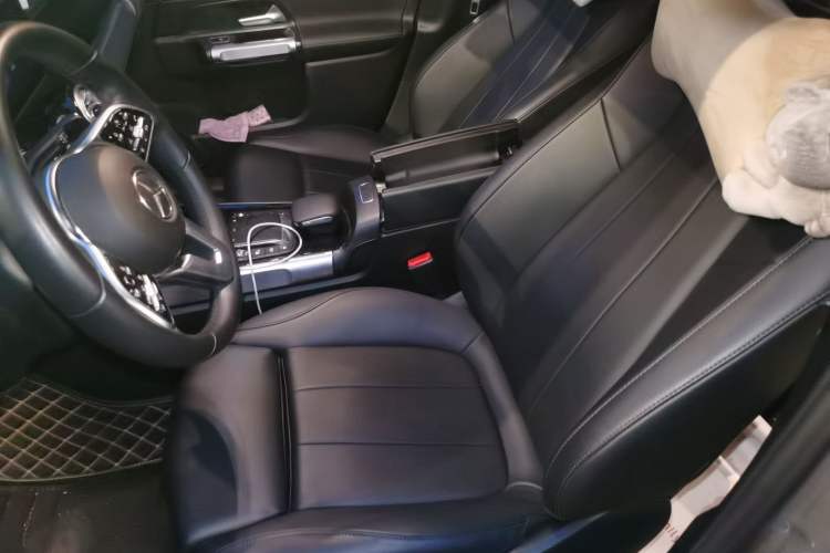 Used Mercedes-Benz GLB 2023 GLB 220 Sport Edition Left Front Seat