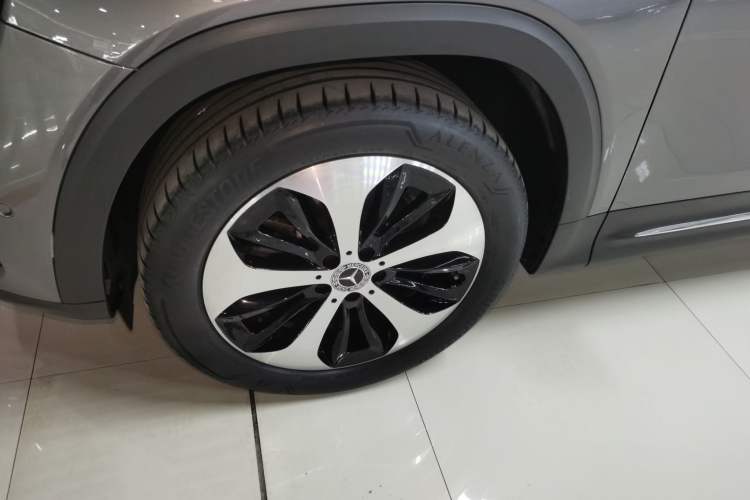 Used Mercedes-Benz GLB 2023 GLB 220 Fashion Model Left Front Wheel Hub