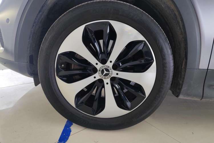Used Mercedes-Benz GLB 2023 GLB 220 Fashion Model Left Rear Wheel Hub