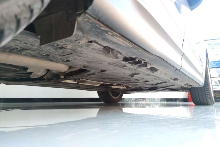 Used Mercedes-Benz GLB 2023 GLB 220 Sport Edition Right Side Sill