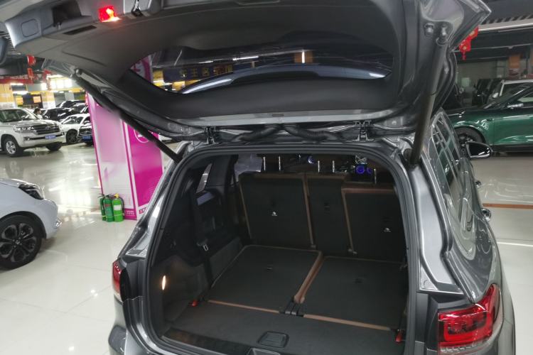 Used Mercedes-Benz GLB 2023 GLB 220 Fashion Model Trunk