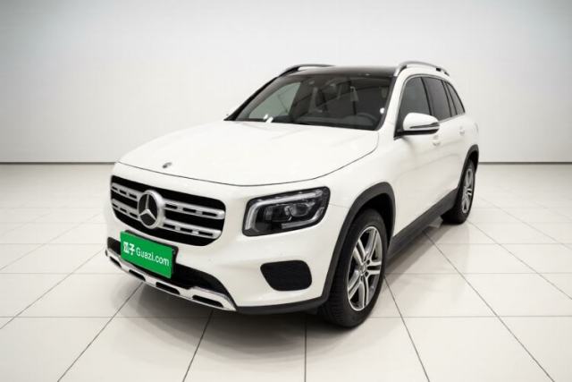 Mercedes-Benz GLB 2023 Refreshed GLB 200 Dynamic Edition مستعملة