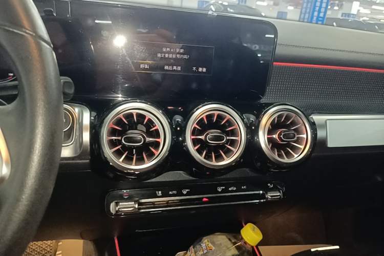 Used Mercedes-Benz GLB 2023 GLB 220 Fashion Model Audio And AC Panel