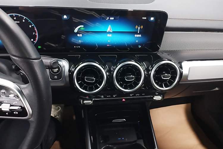Used Mercedes-Benz GLB 2023 GLB 200 Fashion Model Audio And AC Panel