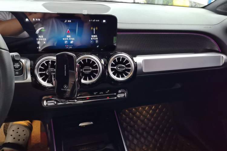 Used Mercedes-Benz GLB 2023 GLB 220 Fashion Model Audio And AC Panel