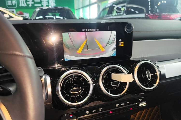 Used Mercedes-Benz GLB 2023 GLB 200 Dynamic Edition Audio And AC Panel
