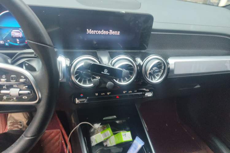 Used Mercedes-Benz GLB 2023 GLB 220 Fashion Model Audio And AC Panel