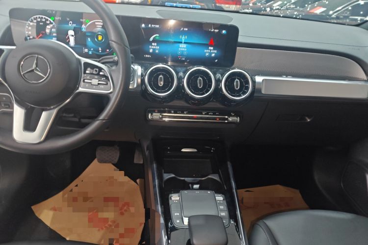 Used Mercedes-Benz GLB 2023 GLB 200 Dynamic Edition Audio And AC Panel
