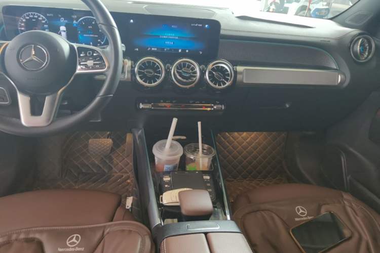 Used Mercedes-Benz GLB 2023 GLB 220 Sport Edition Audio And AC Panel