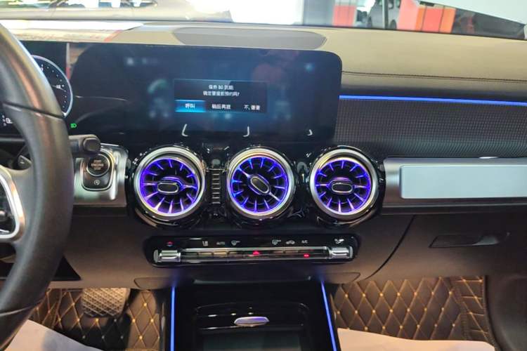Used Mercedes-Benz GLB 2023 GLB 220 Sport Edition Audio And AC Panel