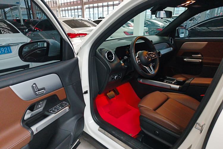 Used Mercedes-Benz GLB 2023 GLB 200 Fashion Model Driver Seat