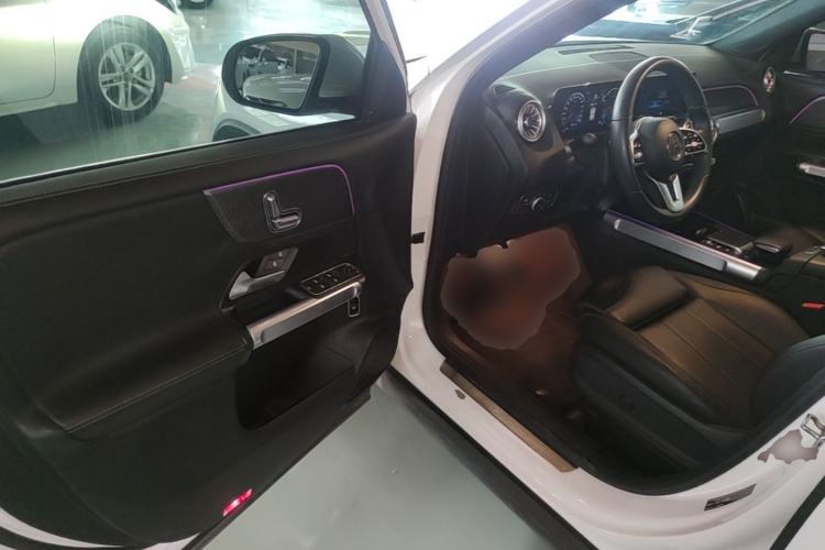Used Mercedes-Benz GLB 2023 GLB 220 Sport Edition Driver Seat