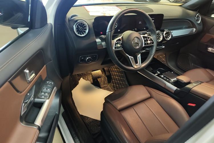 Used Mercedes-Benz GLB 2023 GLB 220 Sport Edition Driver Seat