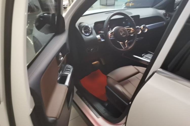 Used Mercedes-Benz GLB 2023 GLB 220 Sport Edition Driver Seat