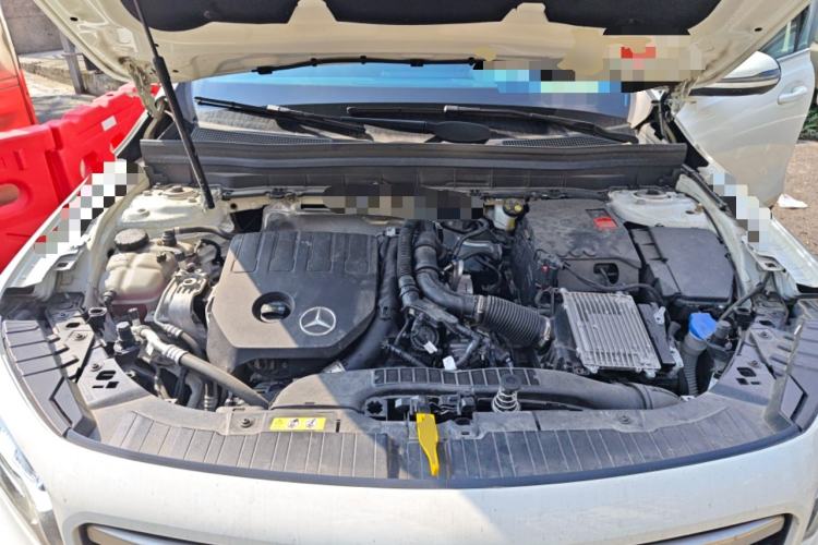 Used Mercedes-Benz GLB 2023 Refreshed GLB 200 Dynamic Edition Engine Bay