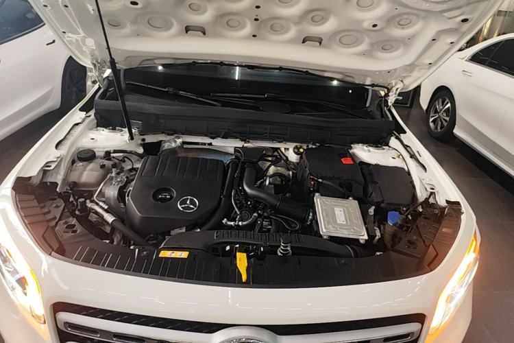 Used Mercedes-Benz GLB 2023 GLB 200 Dynamic Edition Engine Bay