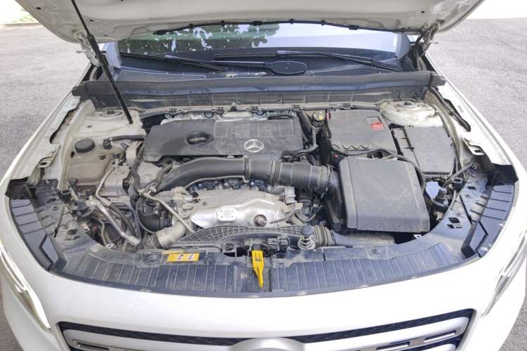 Used Mercedes-Benz GLB 2023 GLB 220 Fashion Model Engine Bay