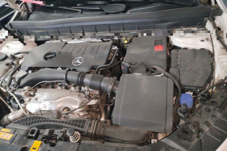 Used Mercedes-Benz GLB 2023 GLB 220 Fashion Model Engine Bay Left