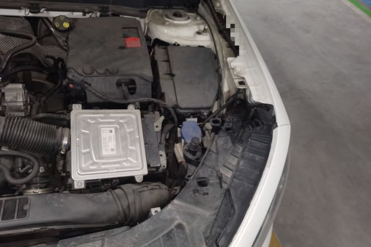Used Mercedes-Benz GLB 2023 GLB 200 Dynamic Edition Engine Bay Left