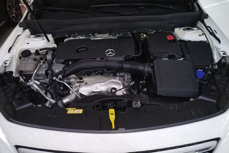 Used Mercedes-Benz GLB 2023 GLB 220 Fashion Model Engine Bay