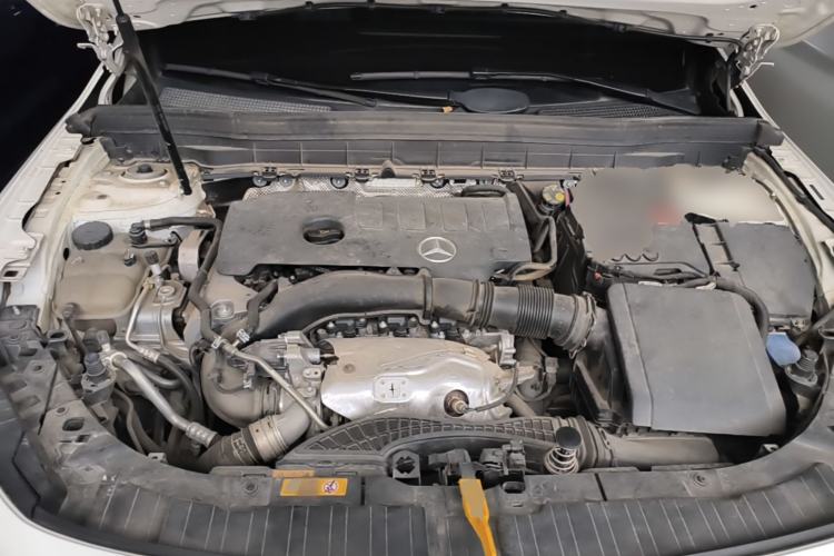 Used Mercedes-Benz GLB 2023 GLB 220 Sport Edition Engine Bay