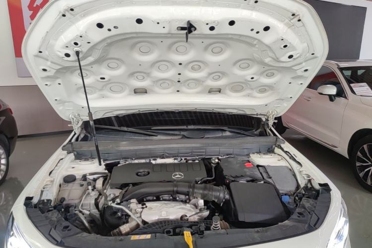 Used Mercedes-Benz GLB 2023 GLB 220 Sport Edition Engine Bay