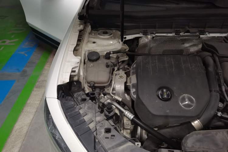 Used Mercedes-Benz GLB 2023 GLB 200 Dynamic Edition Engine Bay Right