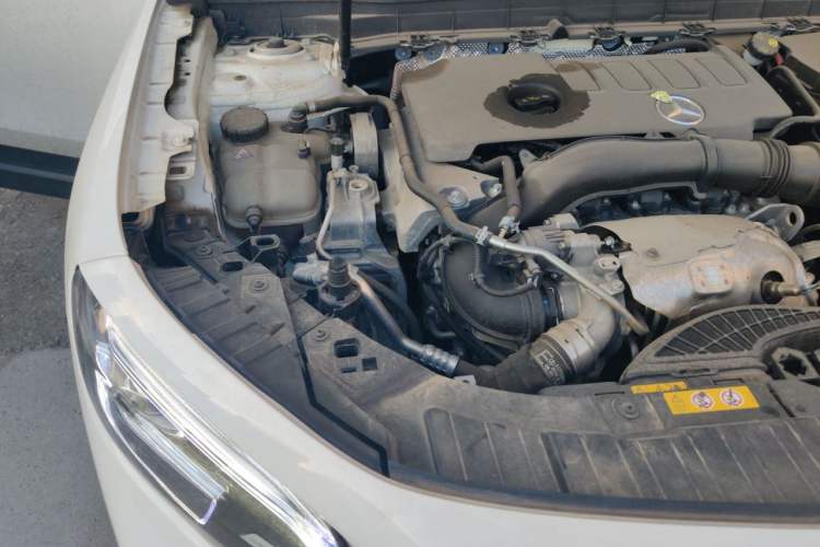 Used Mercedes-Benz GLB 2023 GLB 220 Fashion Model Engine Bay Right