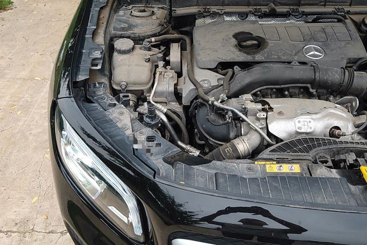 Used Mercedes-Benz GLB 2023 GLB 220 Fashion Model Engine Bay Right