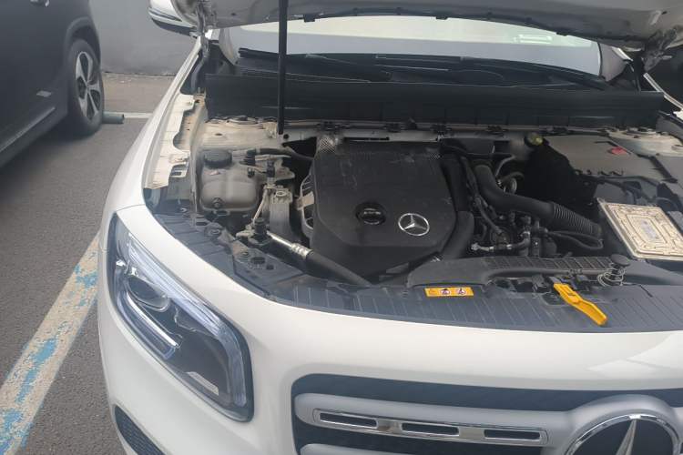 Used Mercedes-Benz GLB 2023 GLB 200 Dynamic Edition Engine Bay Right