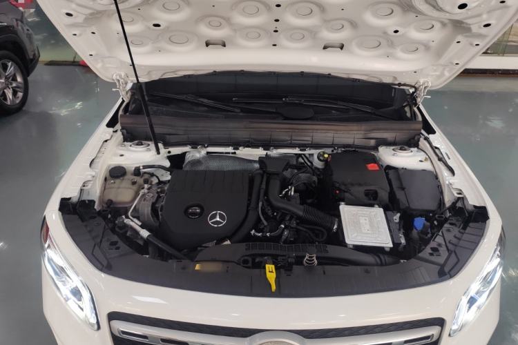 Used Mercedes-Benz GLB 2023 GLB 200 Dynamic Edition Engine Bay