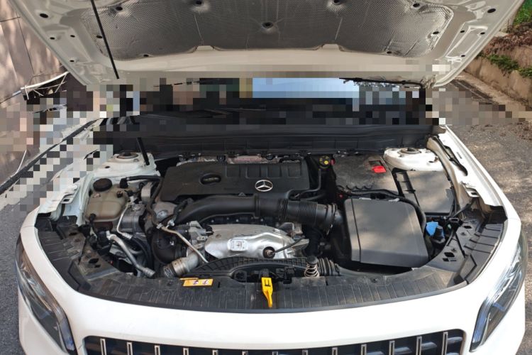 Used Mercedes-Benz GLB 2023 GLB 220 Sport Edition Engine Bay
