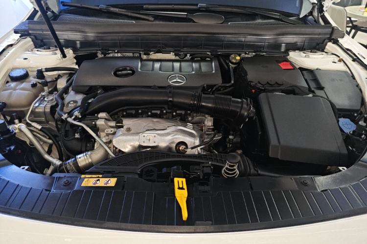Used Mercedes-Benz GLB 2023 GLB 220 Sport Edition Engine Bay