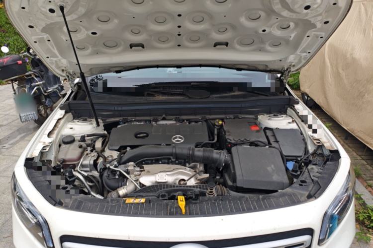 Used Mercedes-Benz GLB 2023 GLB 220 Sport Edition Engine Bay