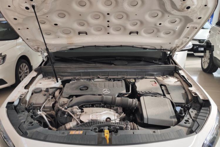 Used Mercedes-Benz GLB 2023 GLB 220 Fashion Model Engine Bay