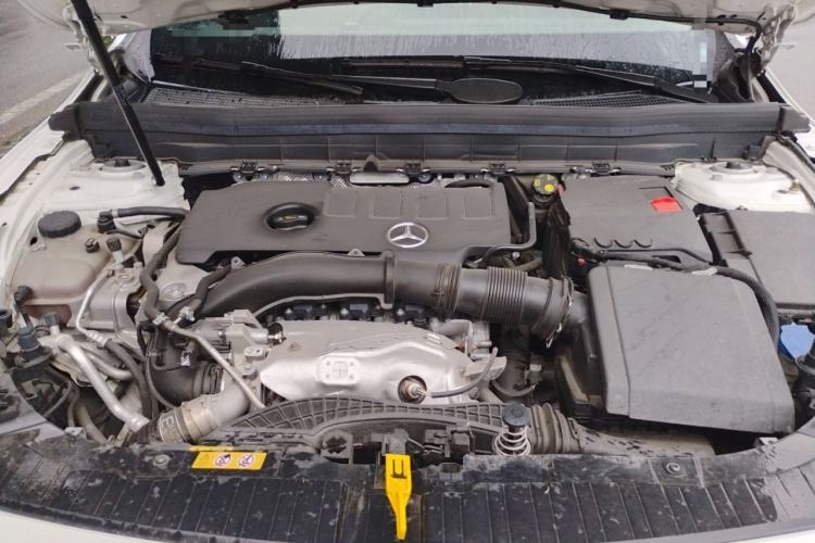 Used Mercedes-Benz GLB 2023 GLB 220 Fashion Model Engine Bay