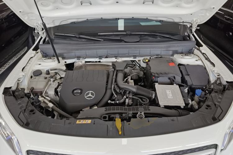 Used Mercedes-Benz GLB 2023 GLB 200 Fashion Model Engine Bay