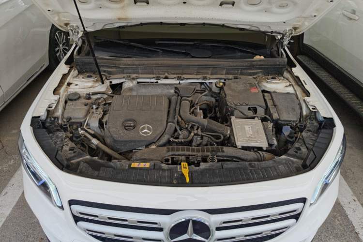 Used Mercedes-Benz GLB 2023 GLB 200 Dynamic Edition Engine Bay